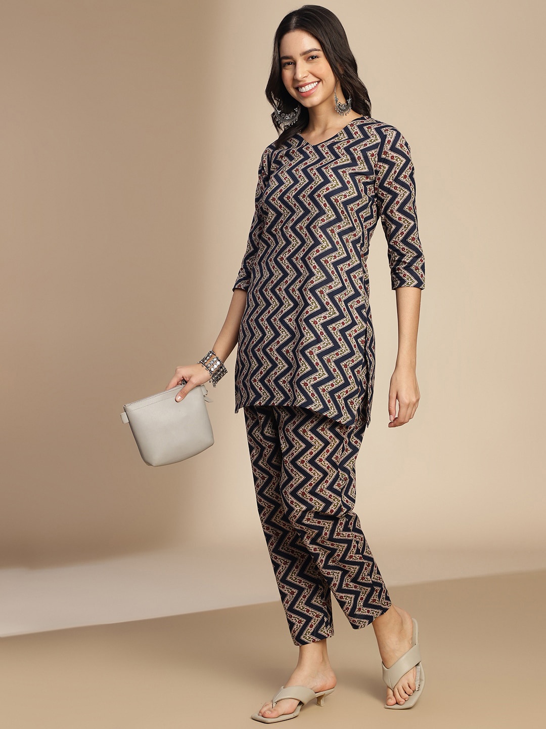 

KALINI Floral Printed V-Neck Top With Trousers, Navy blue