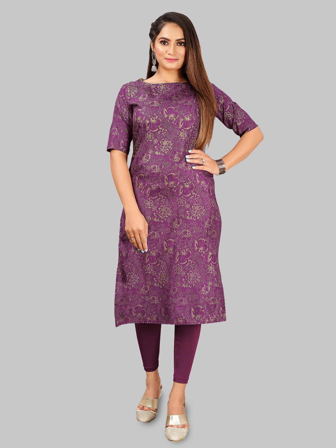 

Kiwie Foil Printed Boat Neck Straight Kurta, Purple