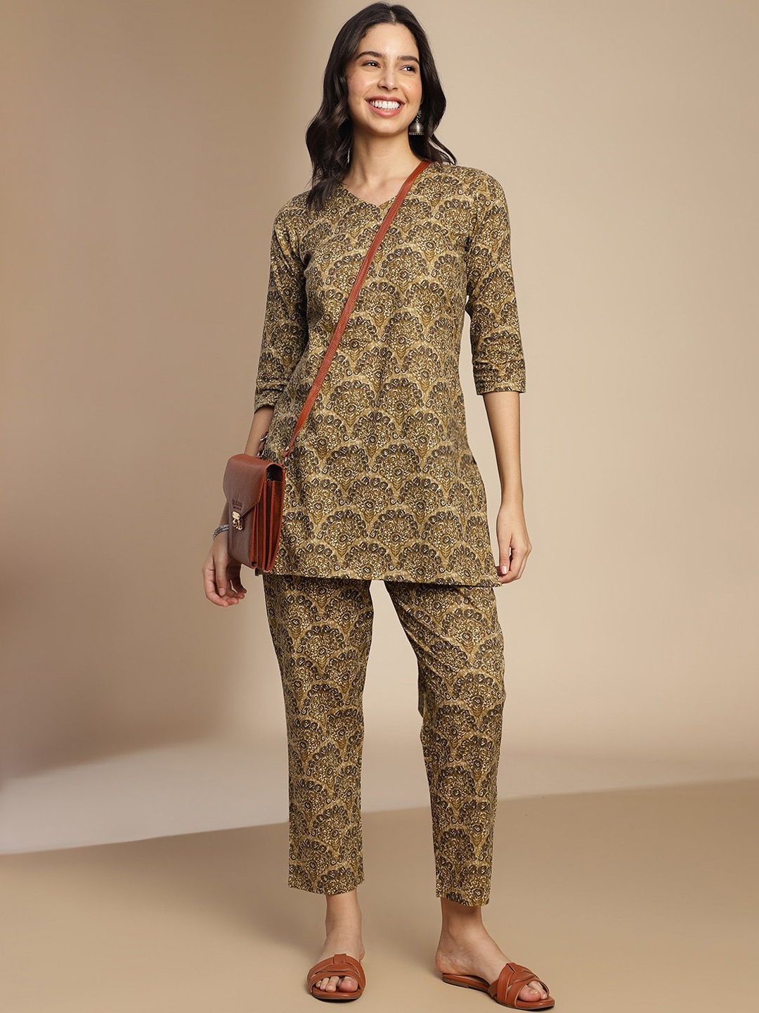 

Saanjh Printed V-Neck Tunic & Trousers, Mustard