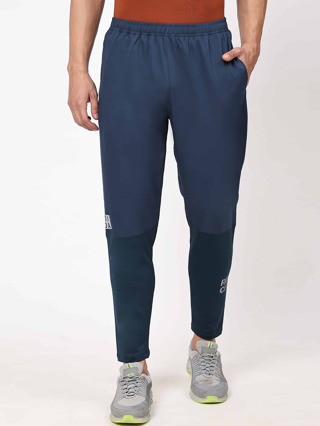 

DIDA Men Dry Fit Comfort Fit Track Pants, Blue