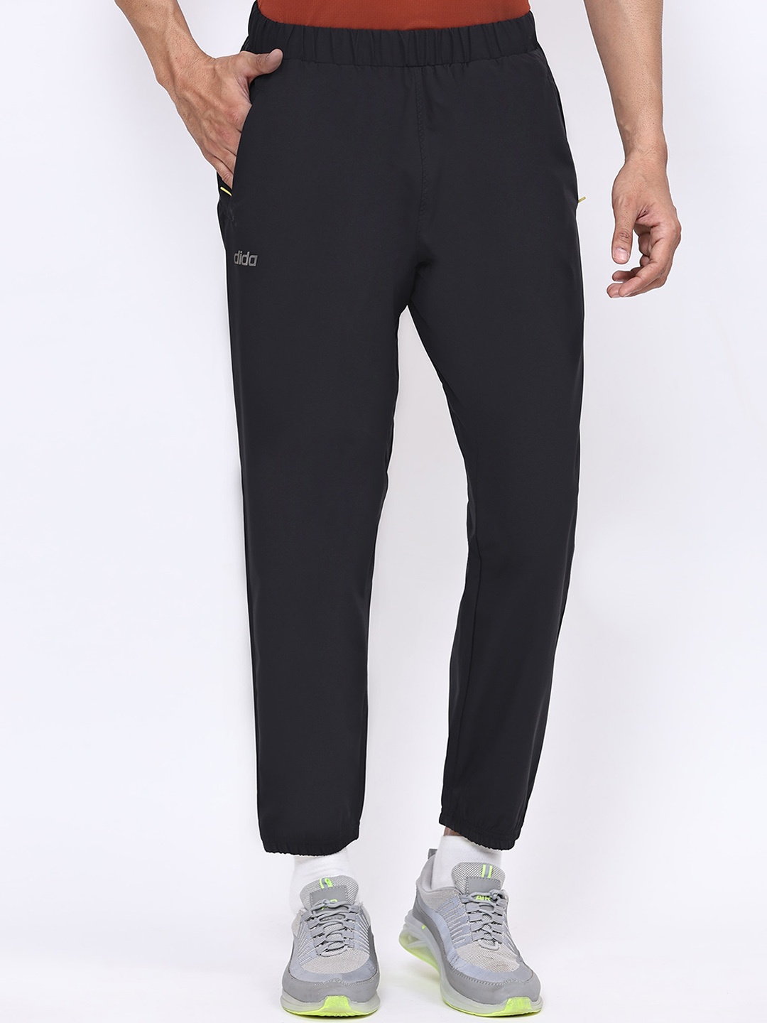 

DIDA Men Dry Fit Lightweight Sports Track Pants, Black