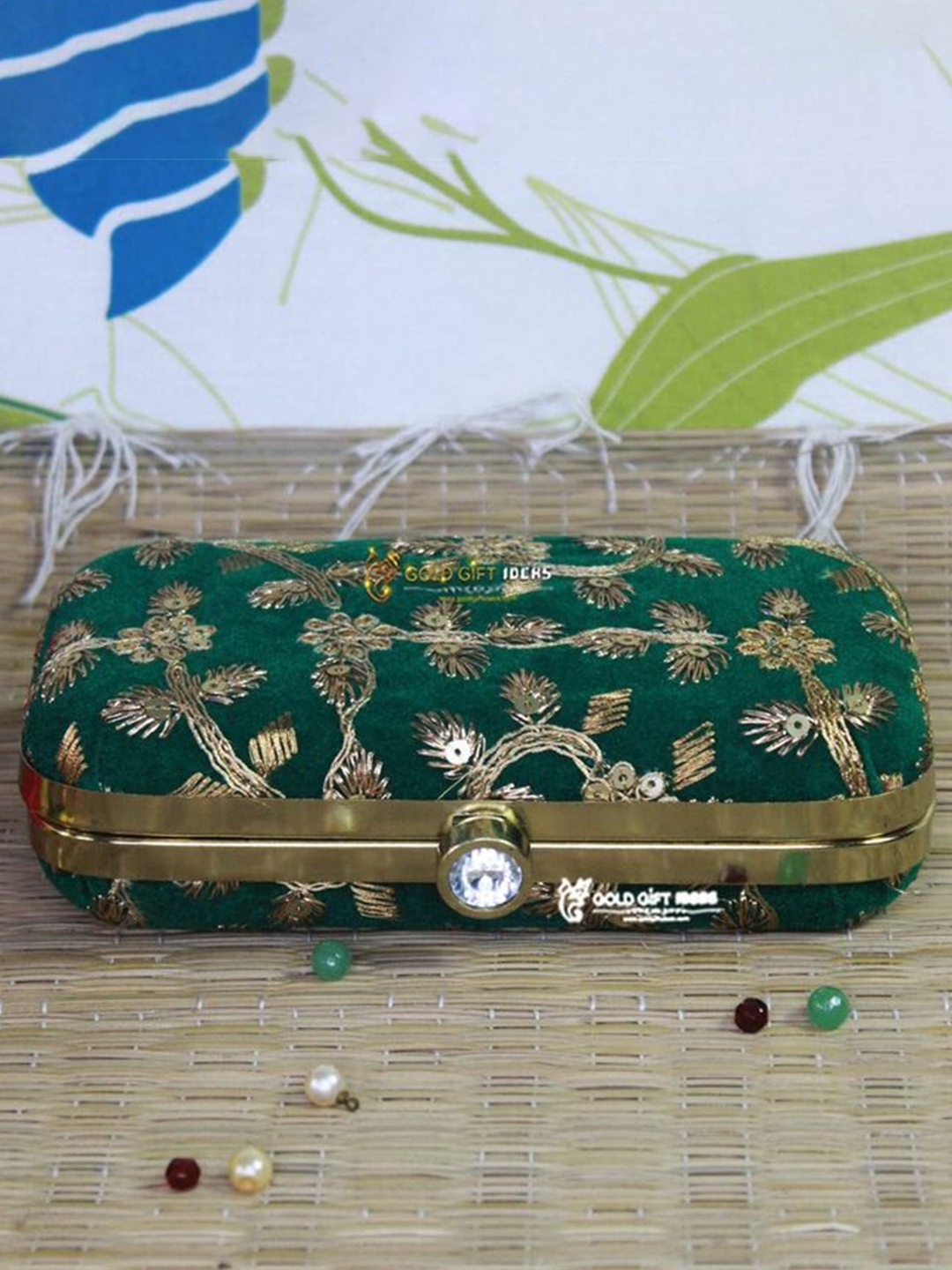 

LIKAA Embroidered Box Clutch, Green