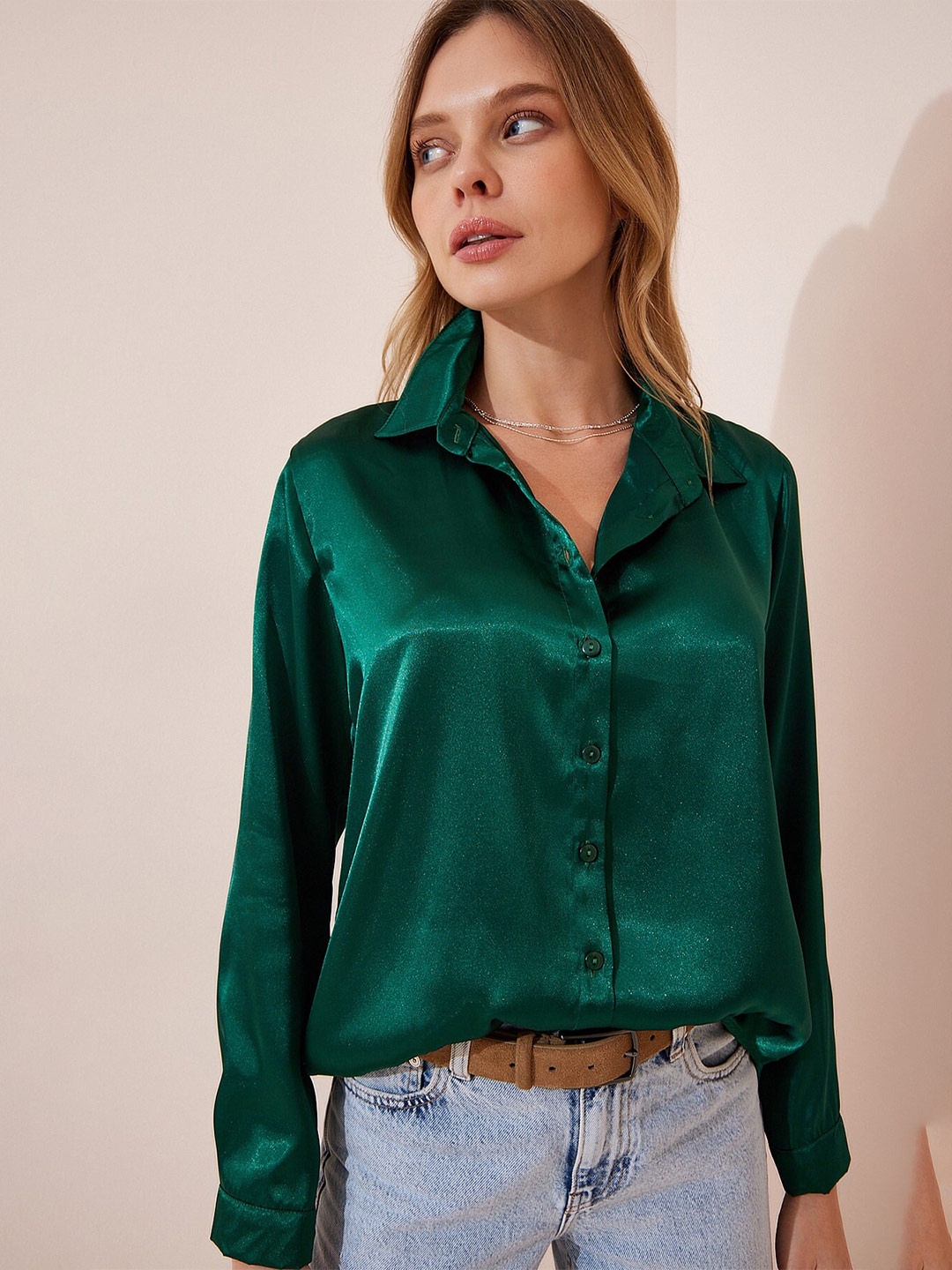 

Happiness istanbul Spread Collar Opaque Regular Fit Casual Shirt, Green