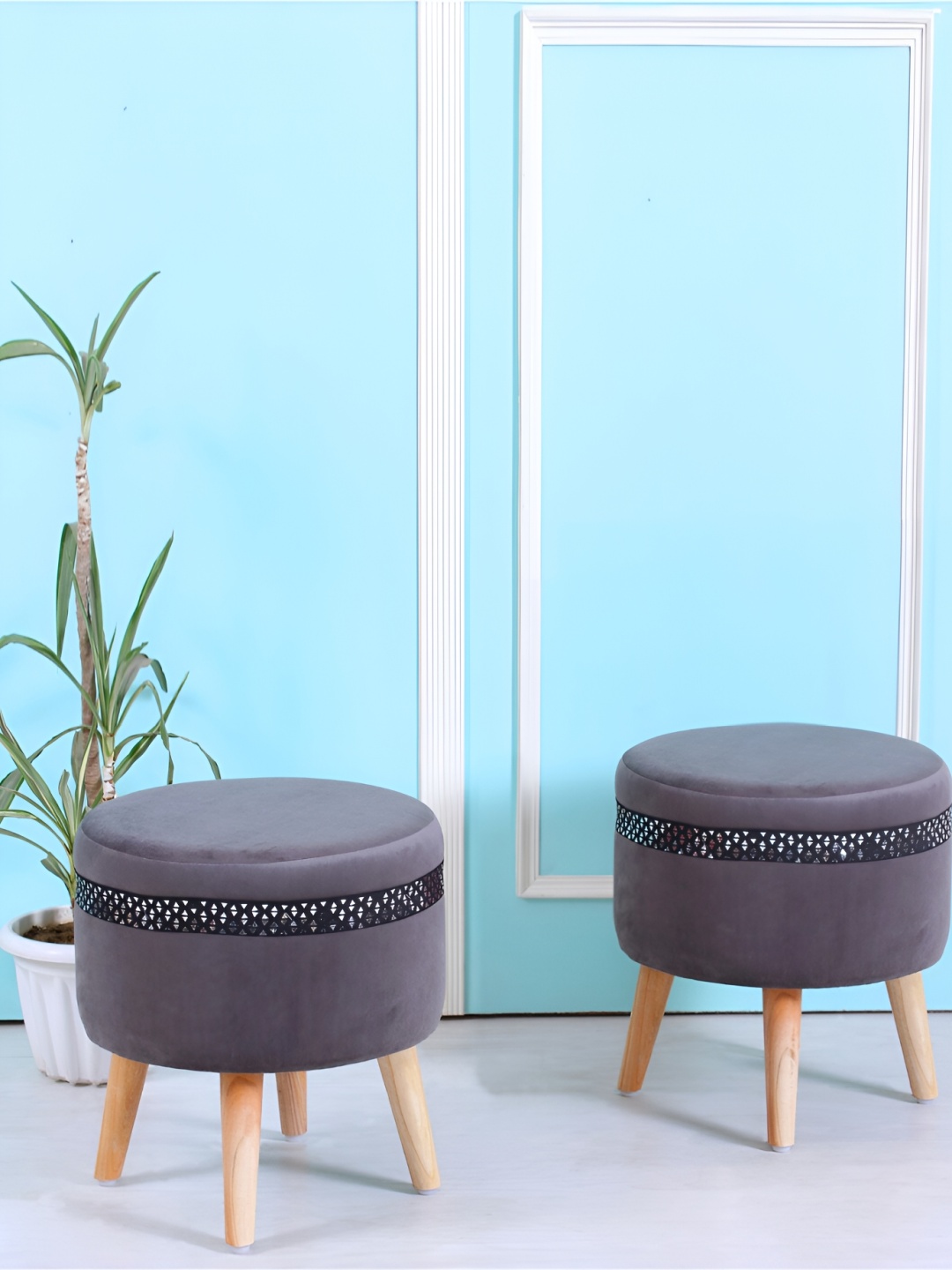 

Shadowkart Grey Velvet & Wooden Round Ottoman