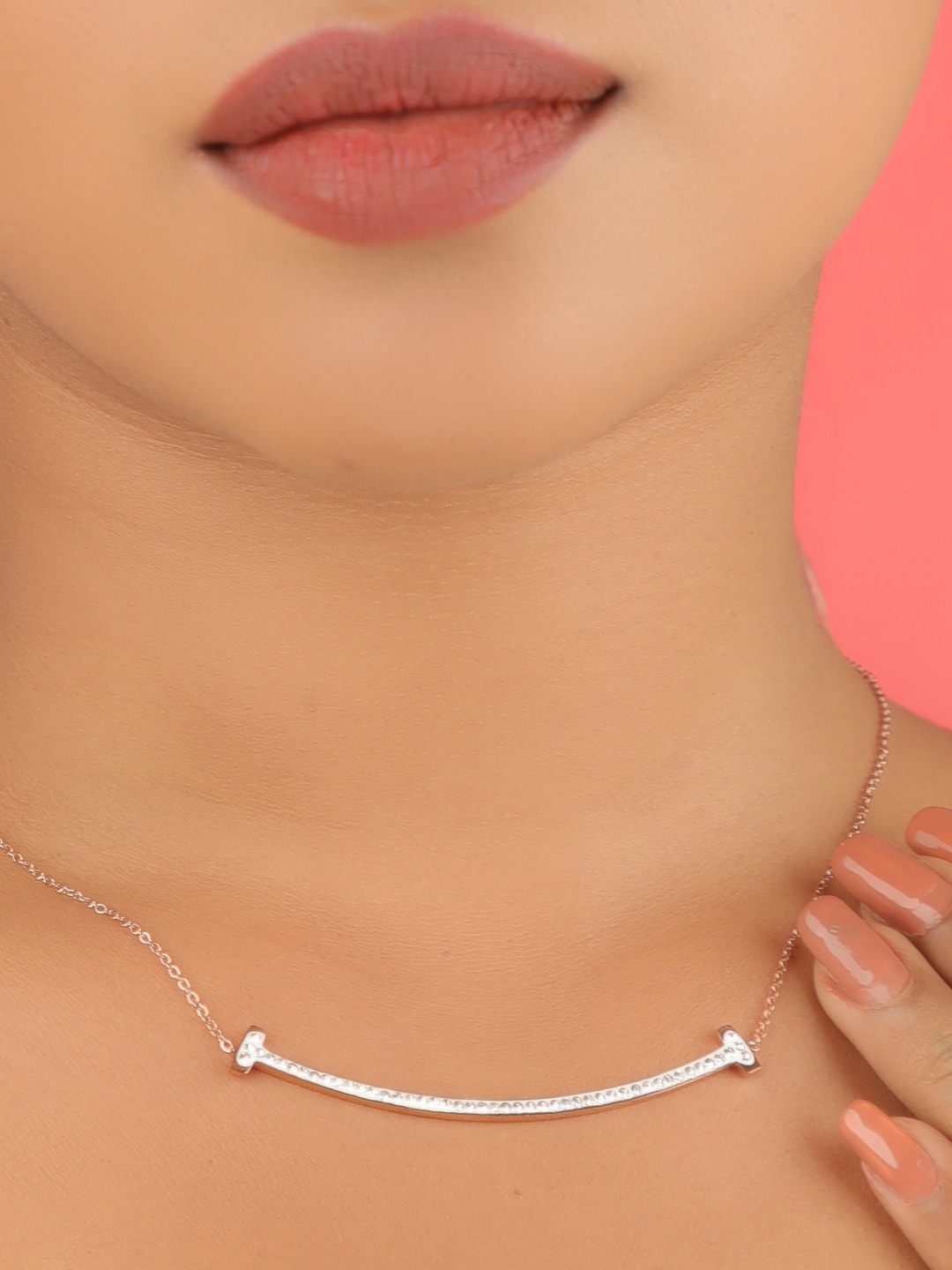 

Zeraki Jewels Rose Gold-Plated Contemporary Pendants with Chains