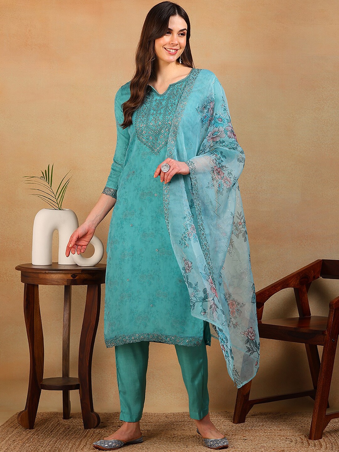 

AHIKA Floral Embroidered Regular Sequinned Kurta With Trousers & Dupatta, Turquoise blue