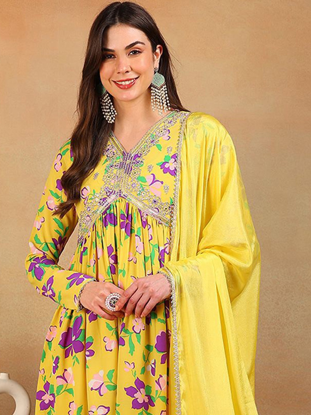 

AHIKA Women Floral Printed Sequinned Kurta & Trousers With Dupatta, Yellow
