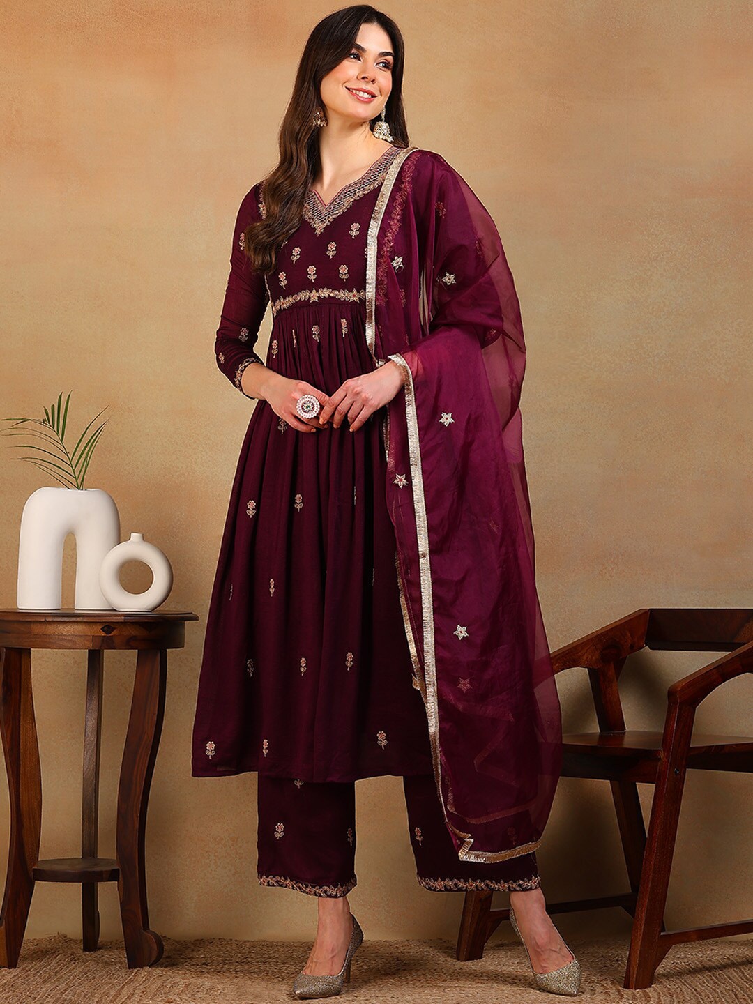 

AHIKA Floral Embroidered V-Neck Kurta with Trousers & Dupatta, Purple