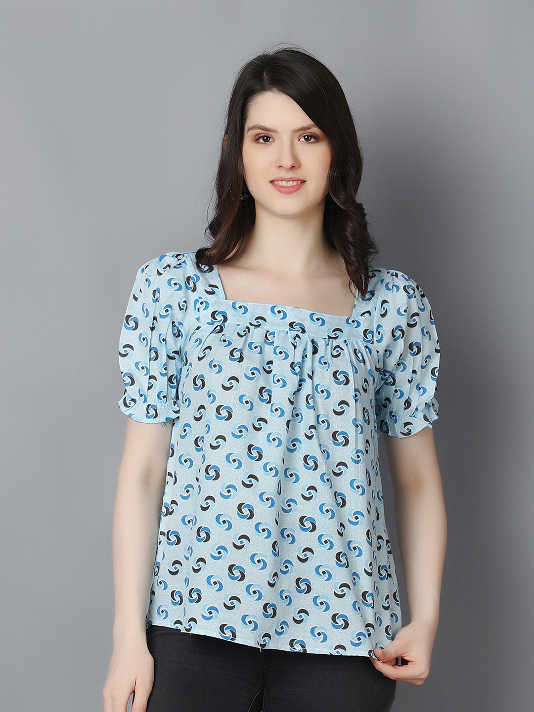 

Zuvino Floral Printed Puff Sleeves Cotton Top, Blue