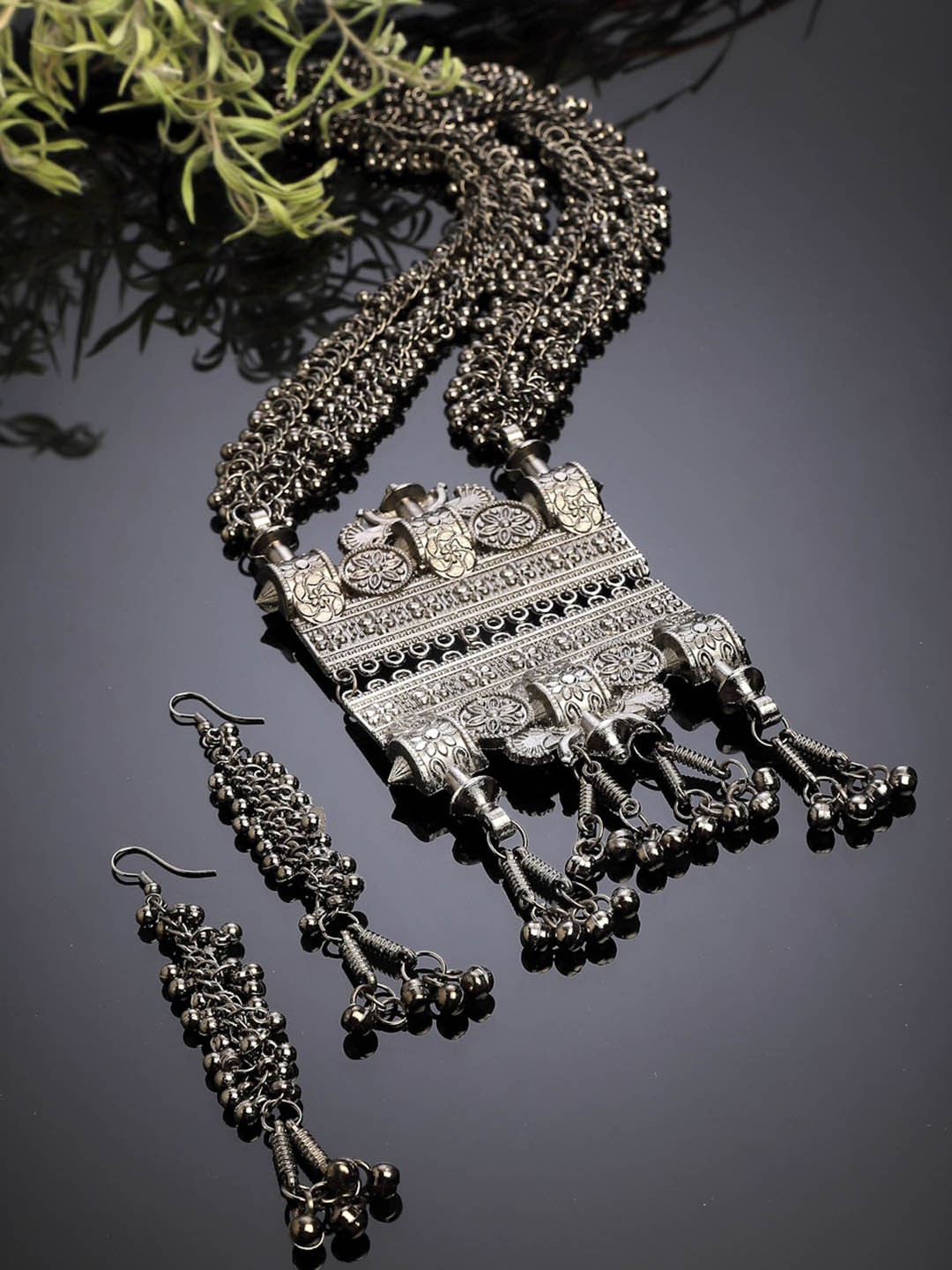 

CHUI MUI Silver-Plated Beaded Necklace & Earrings