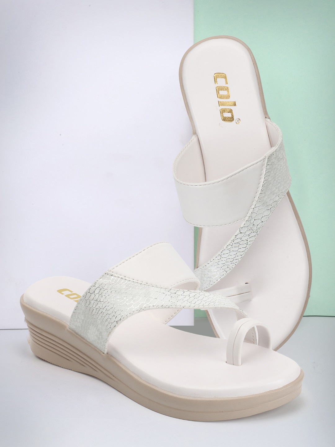 

Colo Textured One Toe Wedge Heels, White