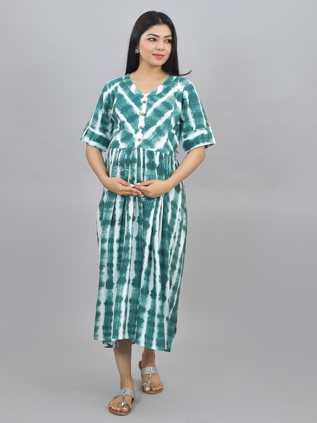 

Negen Tie and Dye V-Neck Maternity Fit and Flare Midi Dress, Green