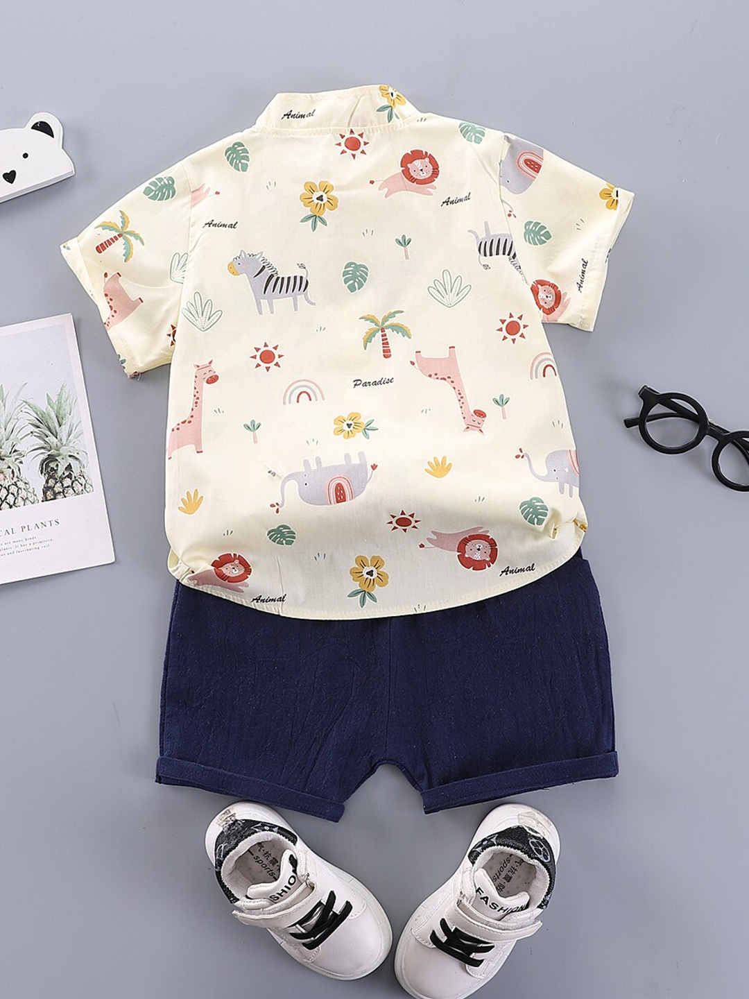 

StyleCast Boys Printed Shirt With Shorts Clothing Set, Beige