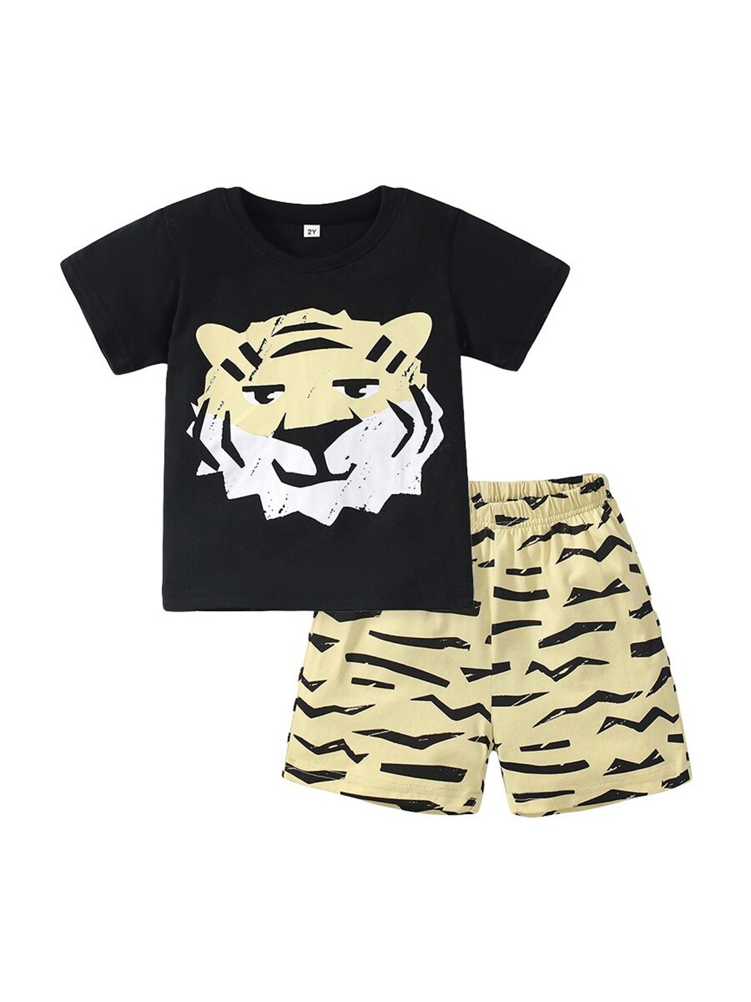

StyleCast Boys Black Graphic Printed Printed Top with Shorts