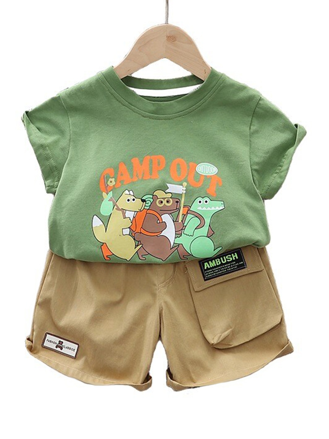 

StyleCast Kids Green & Beige Printed Pure Cotton T-shirt with Shorts