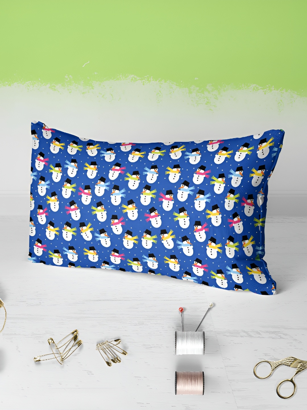 

ArtzFolio Blur & White 2 Pieces Rectangle Pillow Covers, Blue