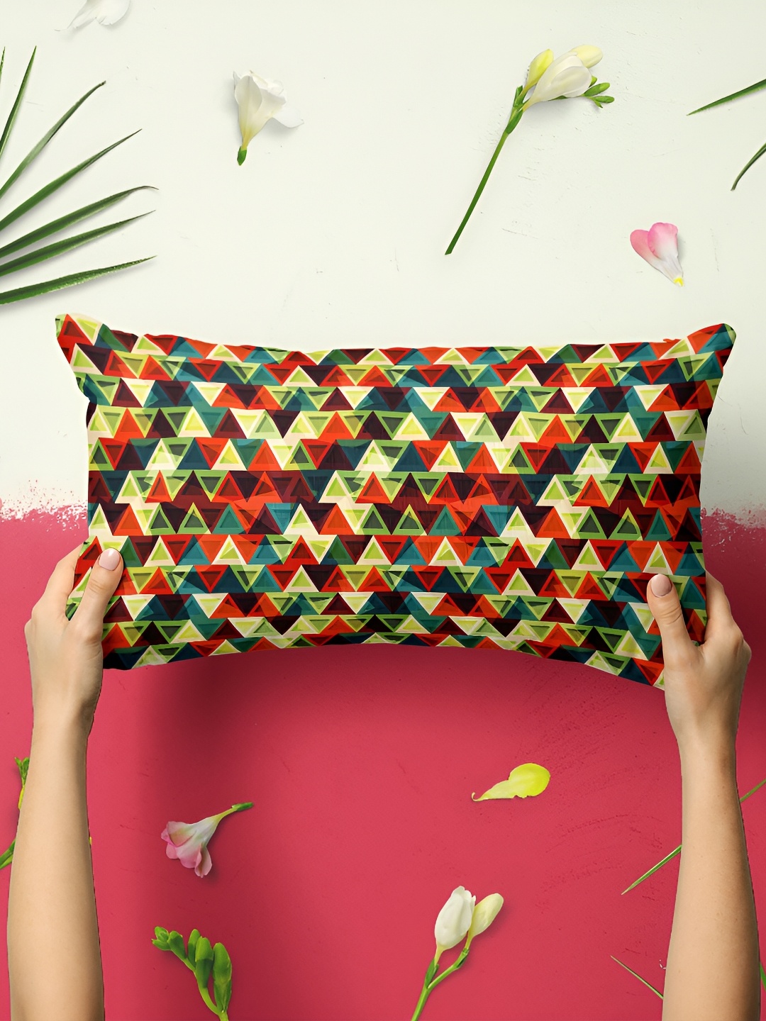 

ArtzFolio Red & Green 2 Pieces Geometric Printed Velvet Rectangle Pillow Covers
