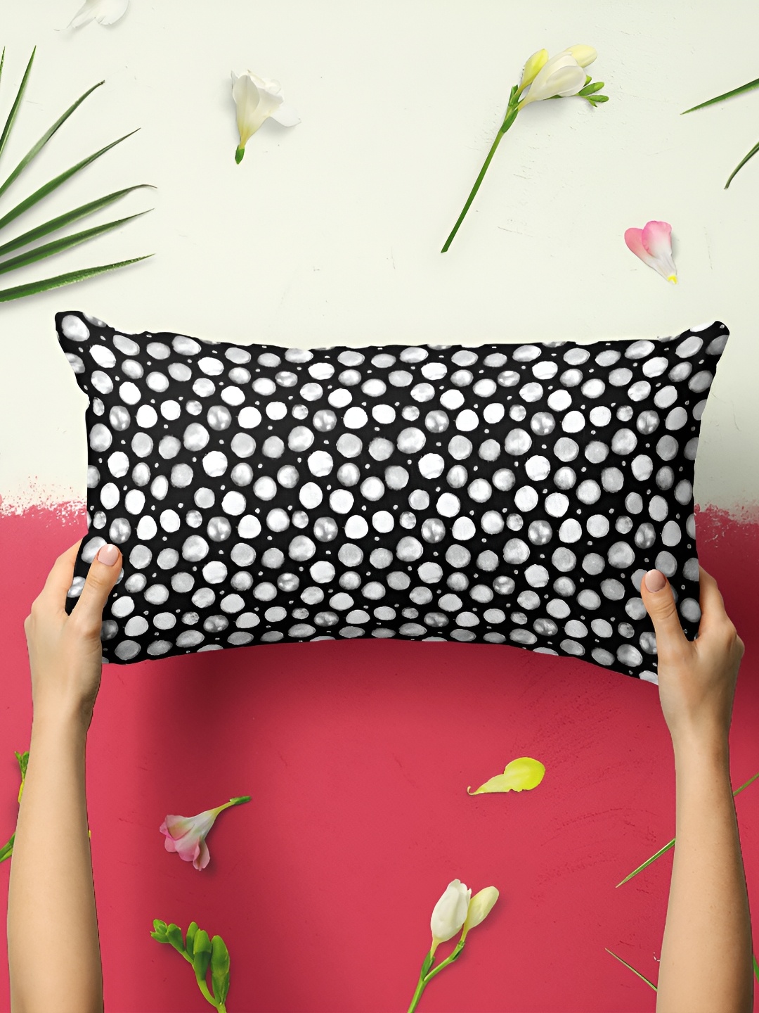 

ArtzFolio Black & White 2 Pieces Printed Velvet Rectangle Pillow Covers