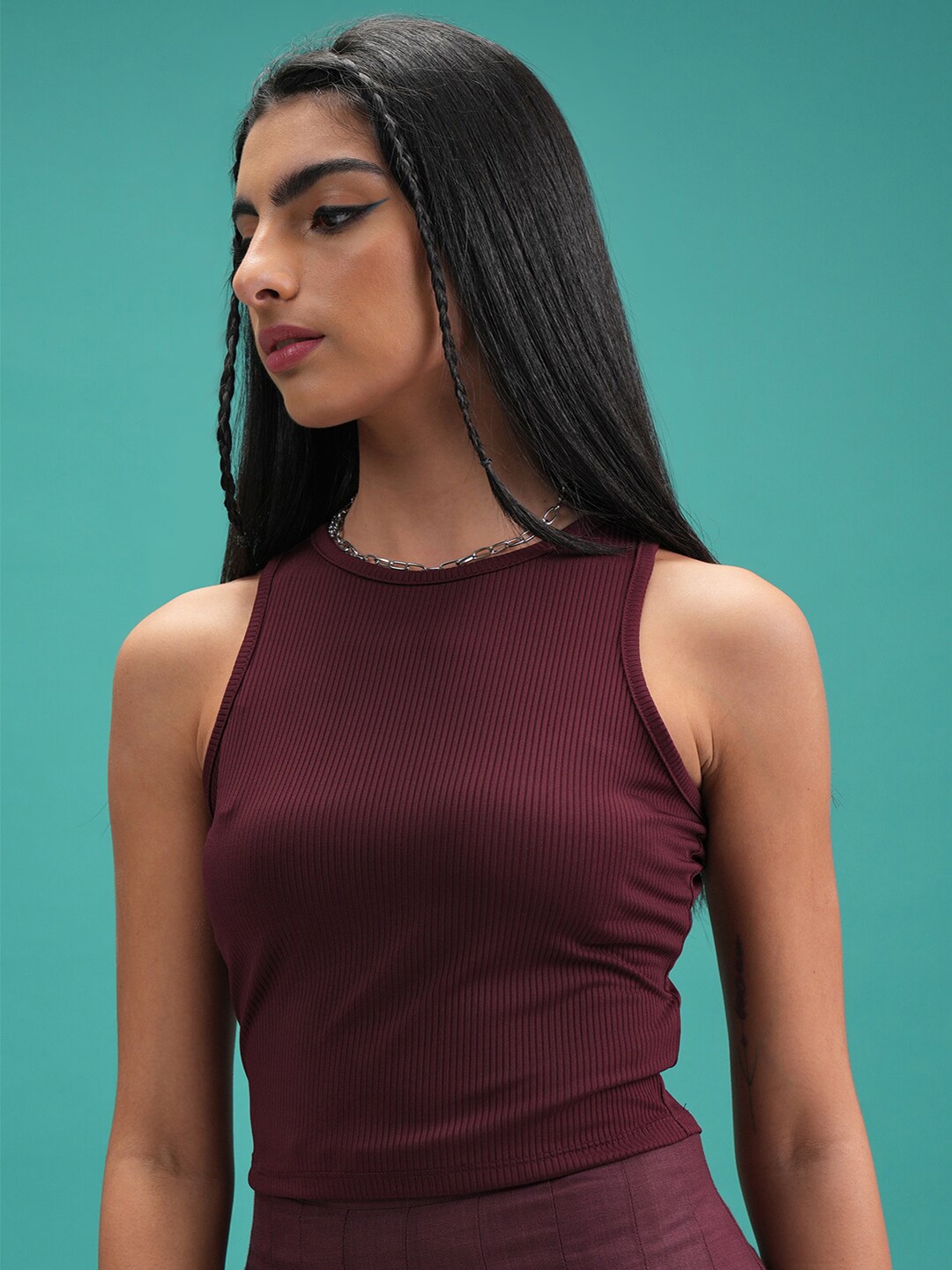 

Tokyo Talkies Round Neck Sleeveless Top, Burgundy