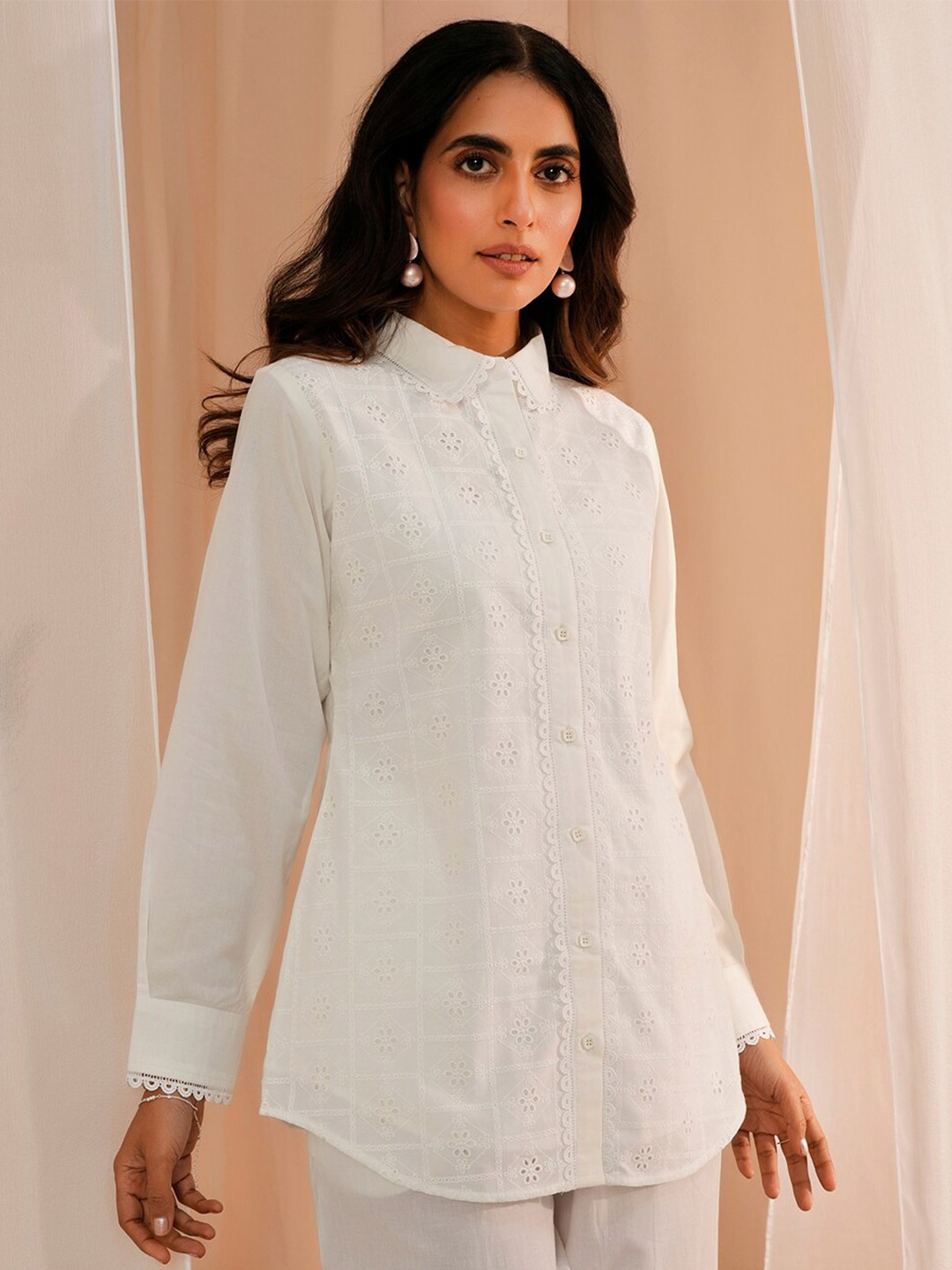 

Libas Floral Embroidered Schiffli Pure Cotton Straight Kurti, White