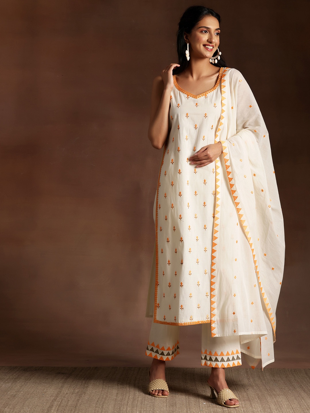 

Libas Floral Embroidered Thread Work Pure Cotton Kurta With Palazzos & Dupatta, Off white