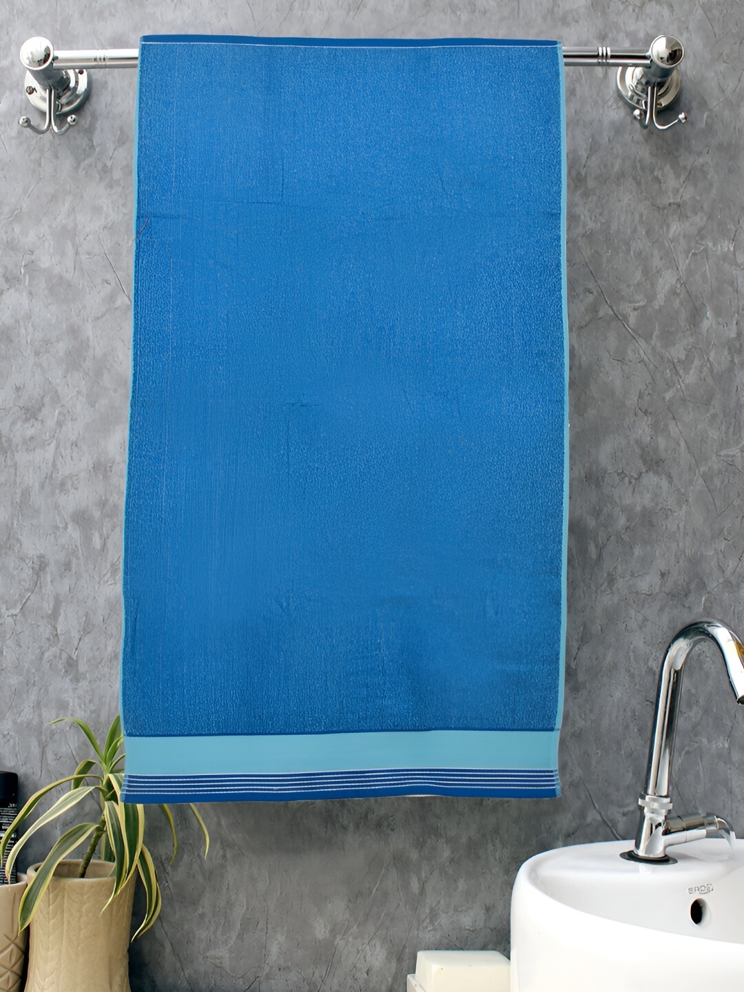 

RRC Blue Striped Cotton 500 GSM Bath Towel