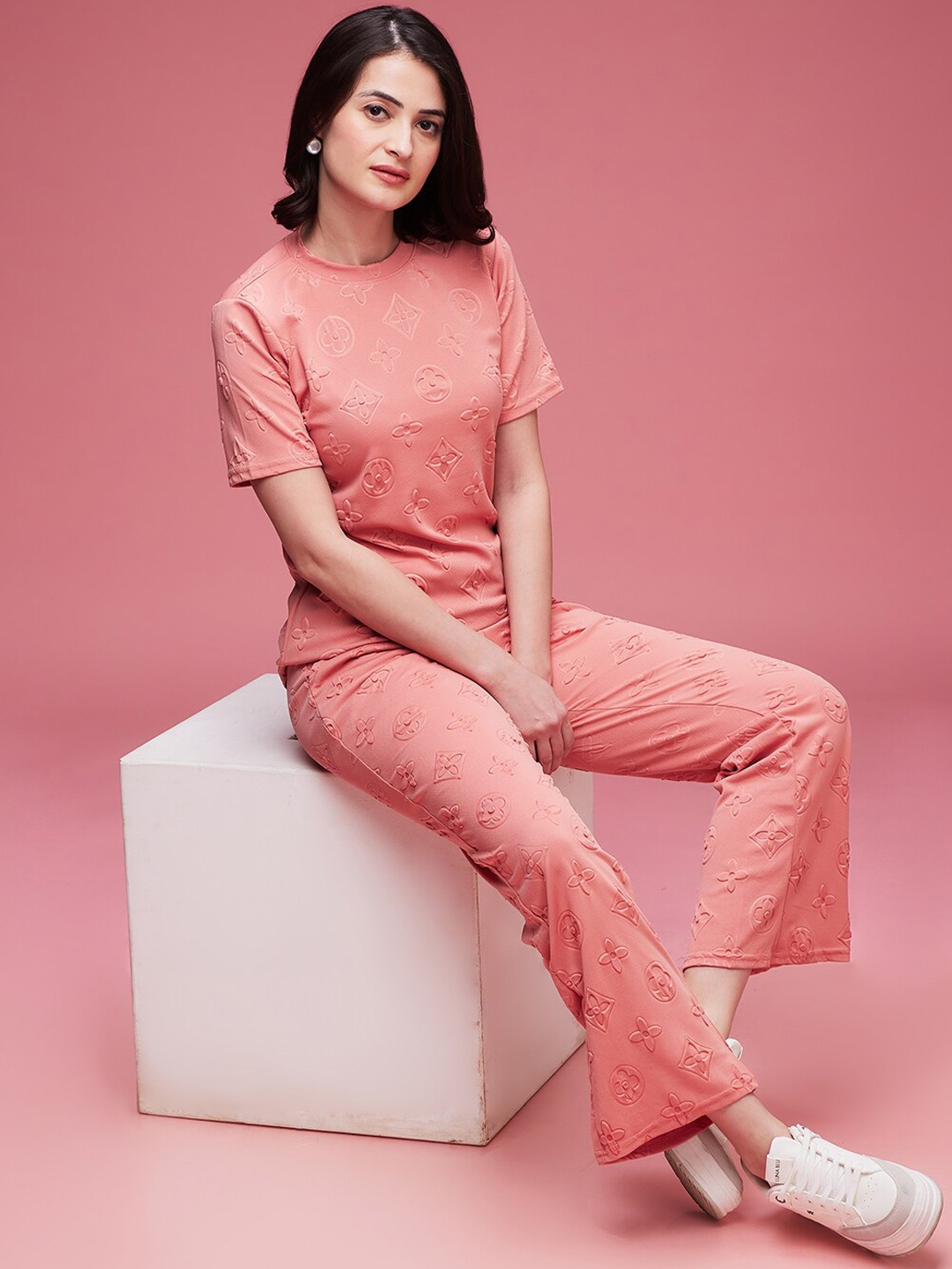 

DressBerry Self Design Round Neck Top With Trousers, Peach