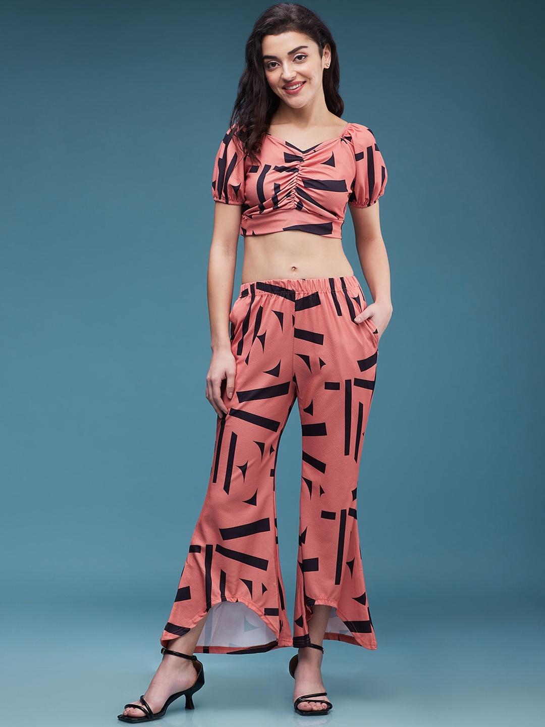 

DressBerry Peach Printed Sweetheart Neck Crop Top With Trousers
