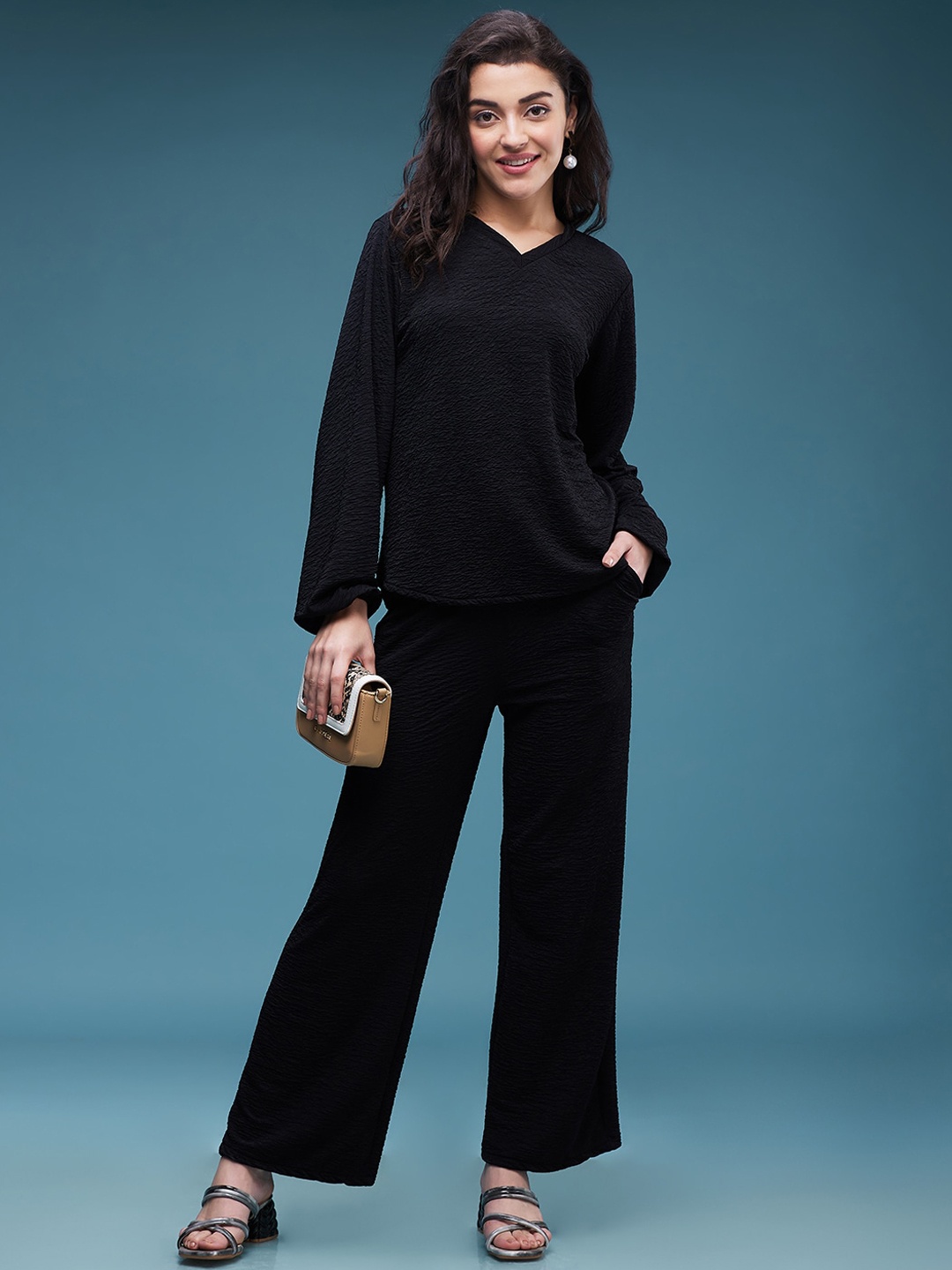 

DressBerry Black V-Neck Long Sleeves Top With Trouser