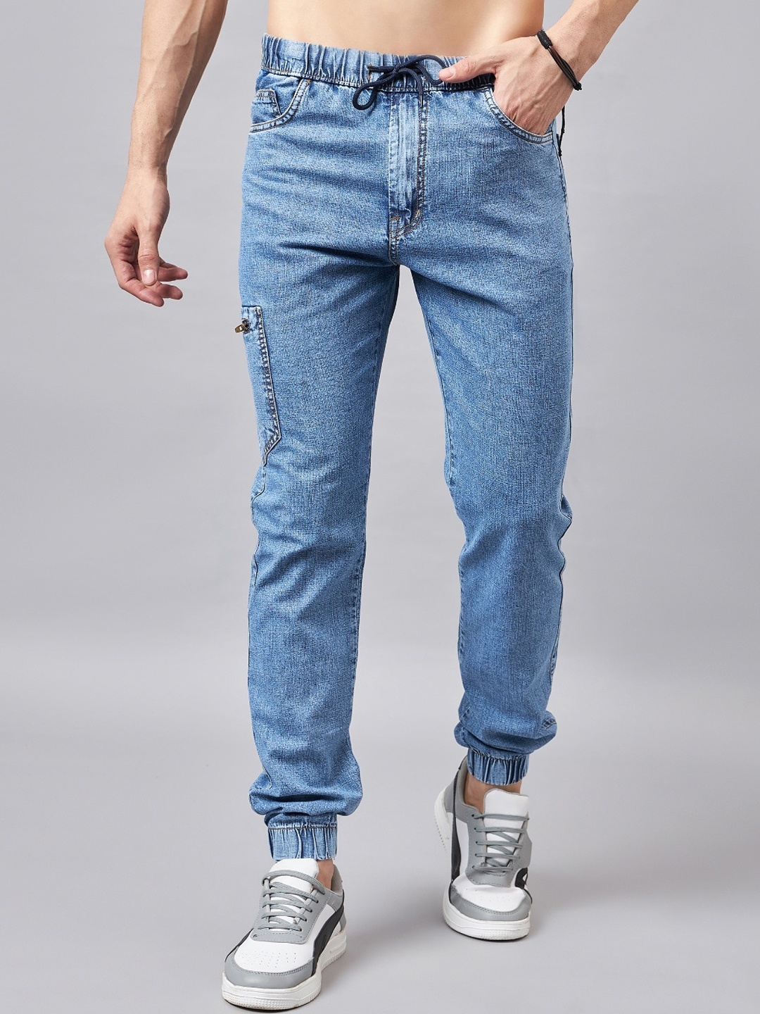 

STUDIO NEXX Men Clean Look Mid-Rise Pure Cotton Denim Joggers, Blue