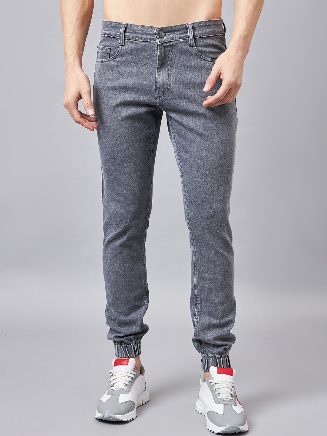 

STUDIO NEXX Men Clean Look Mid-Rise Stretchable Denim Joggers, Grey