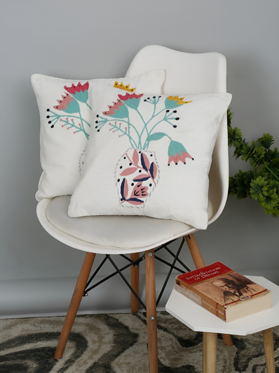 

eyda White & Green 2 Pieces Floral Cotton Square Cushion Covers