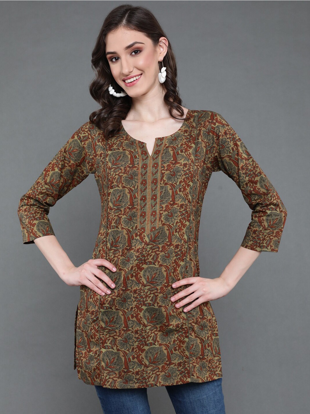 

antaran Floral Printed Cotton Kurti, Peach