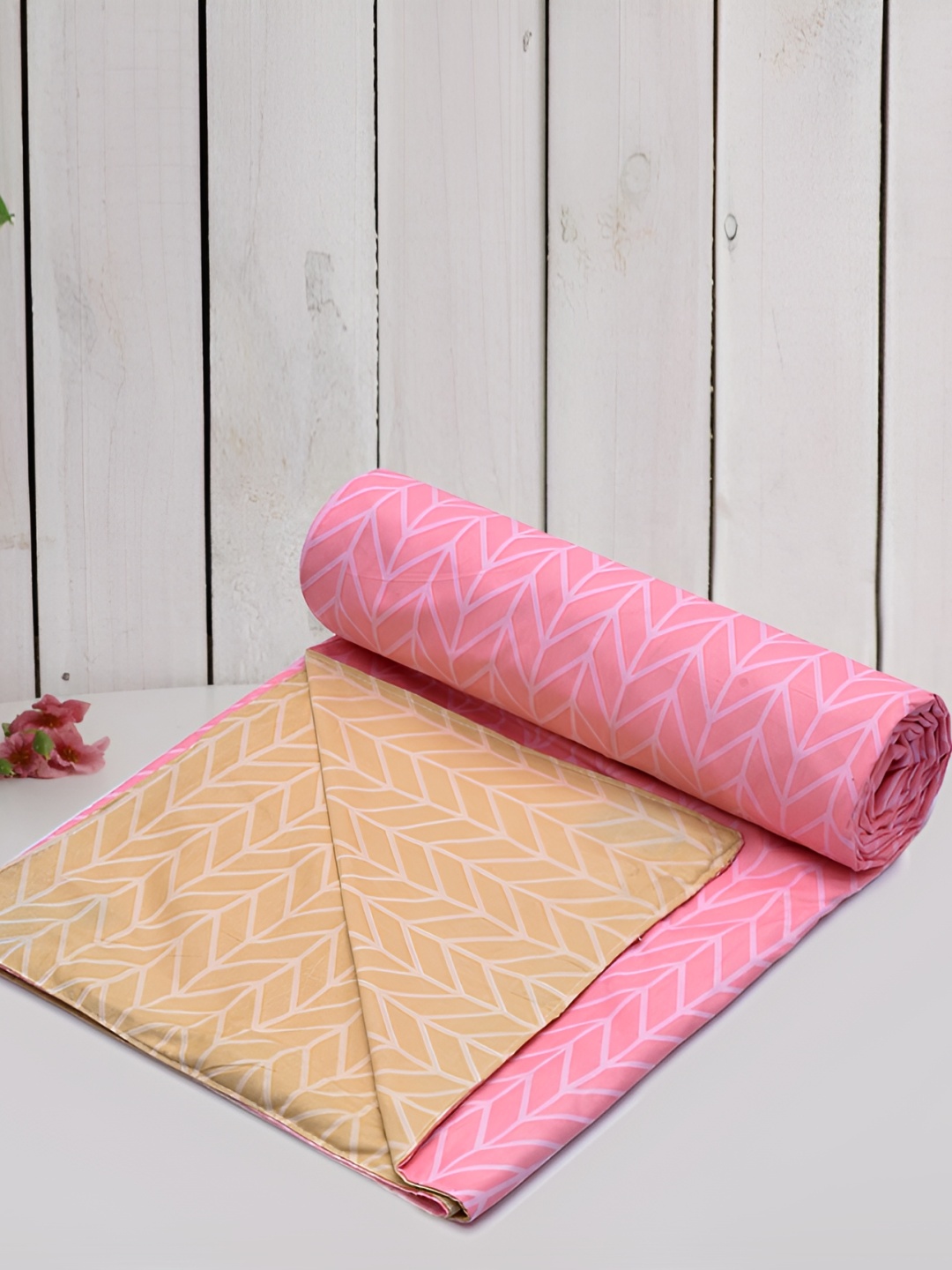 

RRC Brown & Pink Geometric Printed Single Duvet Cover With Zipper & Ties