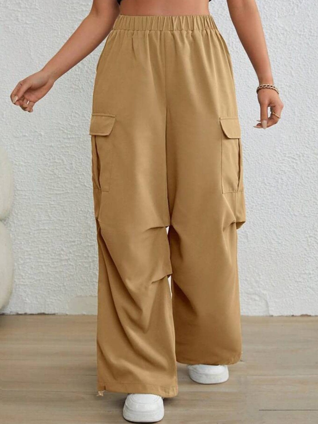 

BROADSTAR Women Smart High-Rise Baggy Fit Parachute Cagos, Beige