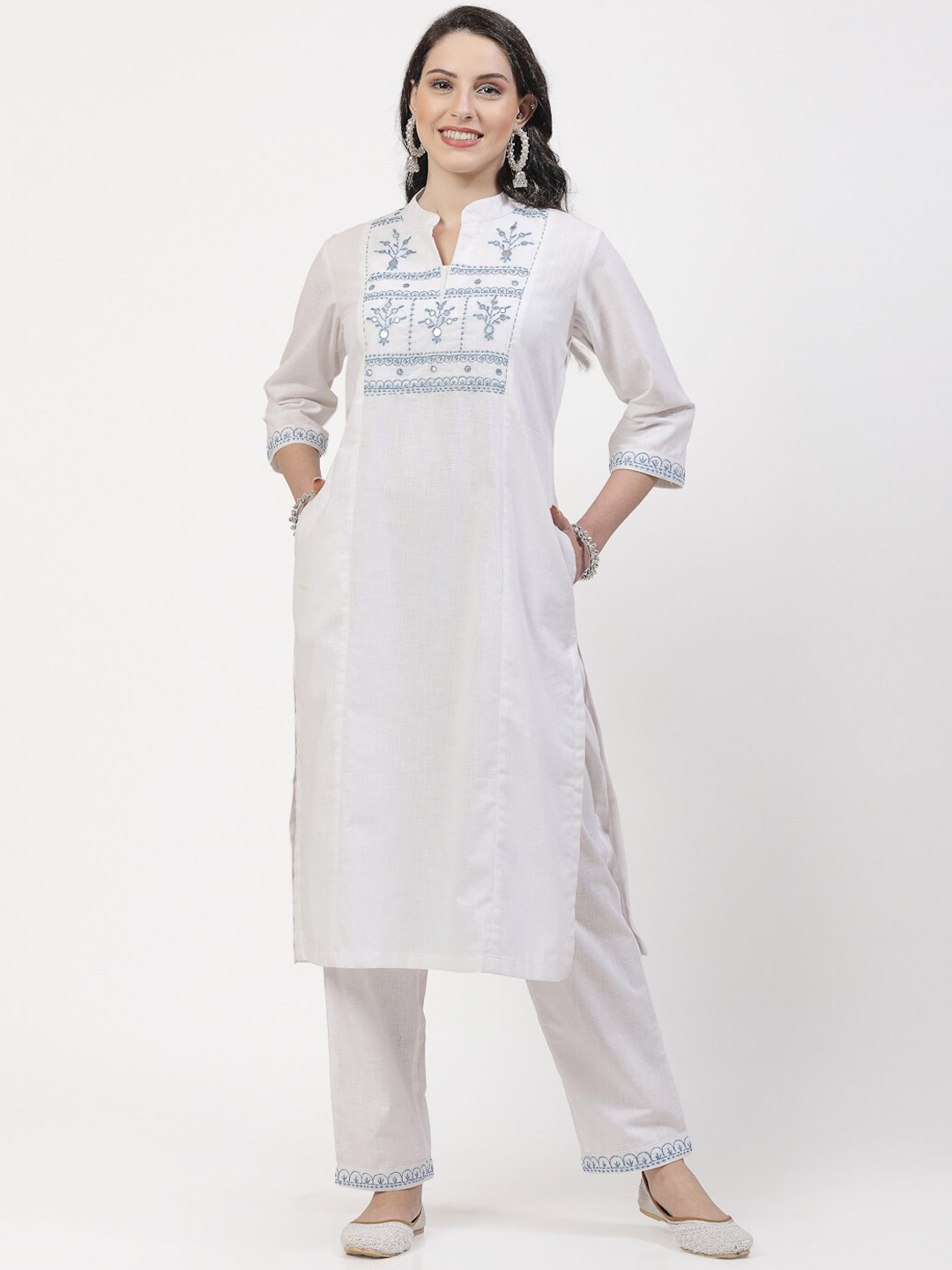 

DART STUDIO Floral Yoke Design Mirror Work Pure Cotton Straight Kurta with Trousers, White