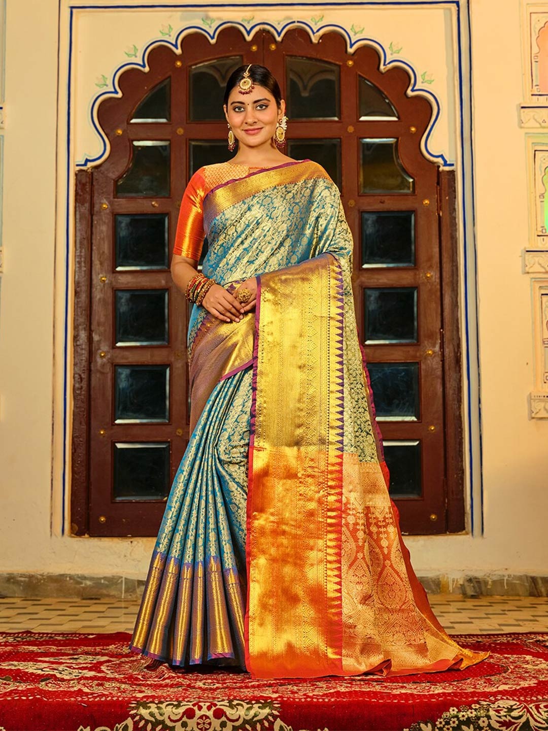 

JUST FASHION Ethnic Motifs Woven Design Zari Kanjeevaram Saree, Blue