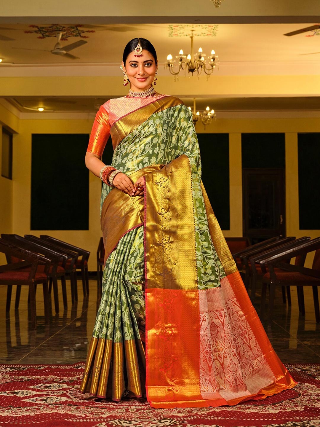 

JUST FASHION Woven Design Zari Kanjeevaram Saree, Olive