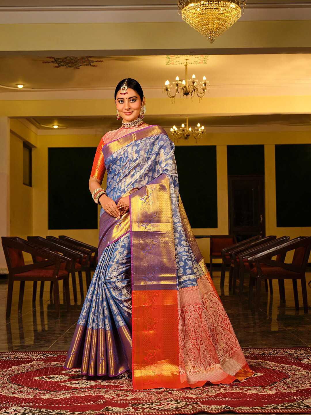 

JUST FASHION Ethnic Motifs Zari Kanjeevaram Saree, Blue