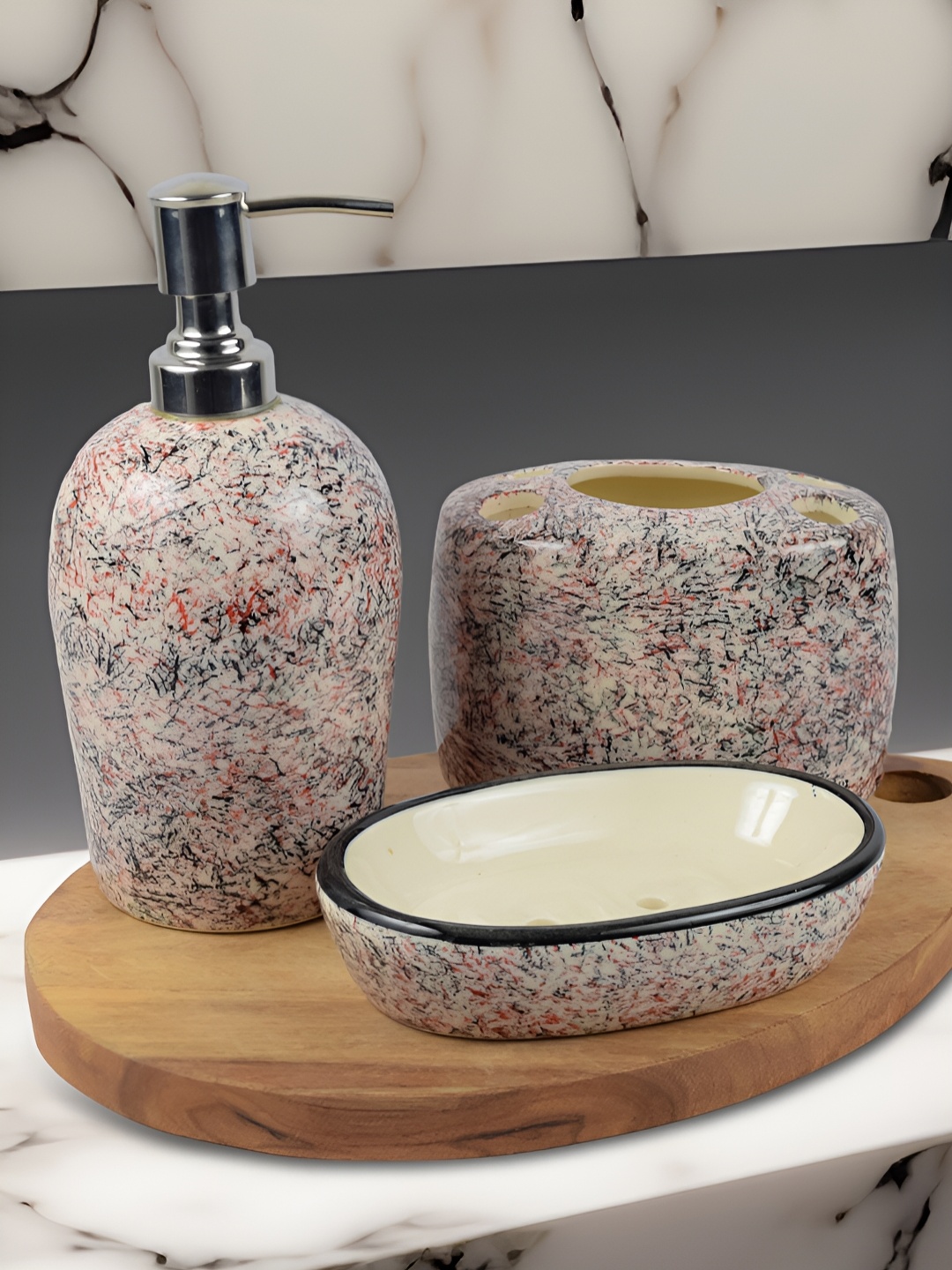 

Kaolinite Cream & Black 3Pcs Abstract Ceramic Classic Glossy Soap Dispensers