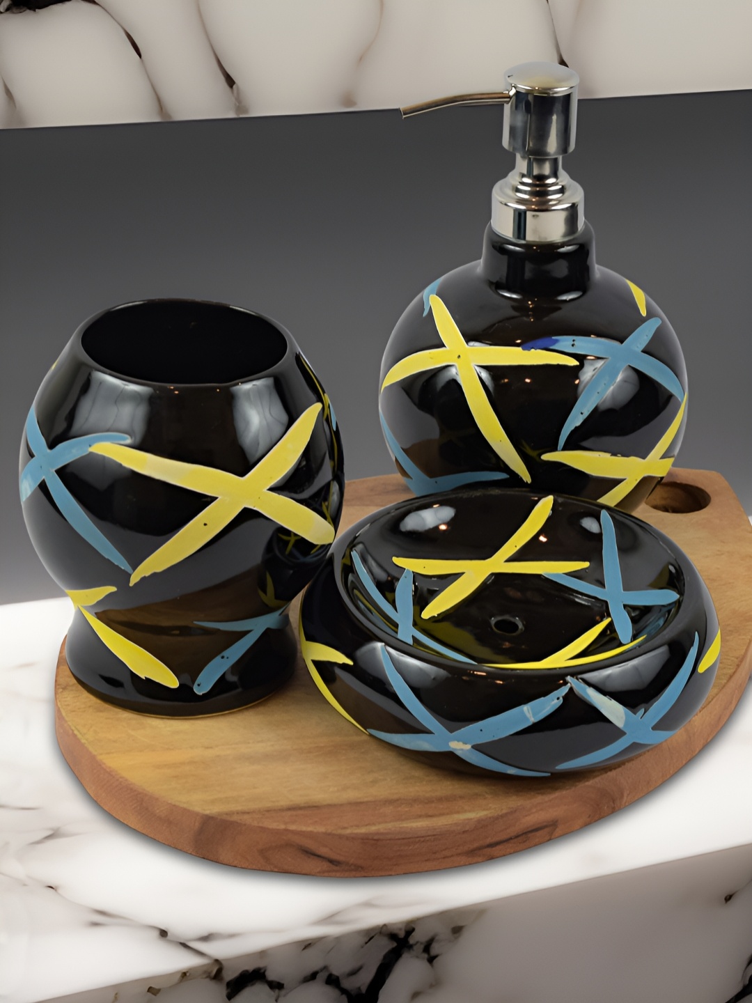 

Kaolinite Black & Yellow 3Pcs Abstract Ceramic Glossy Soap Dispensers