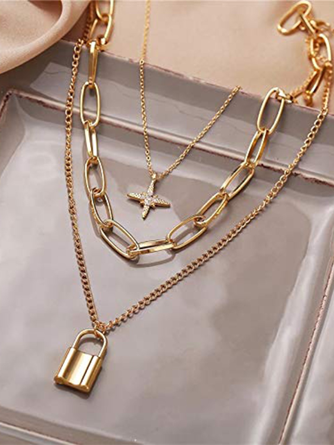 

The Pari Gold-Plated Necklace