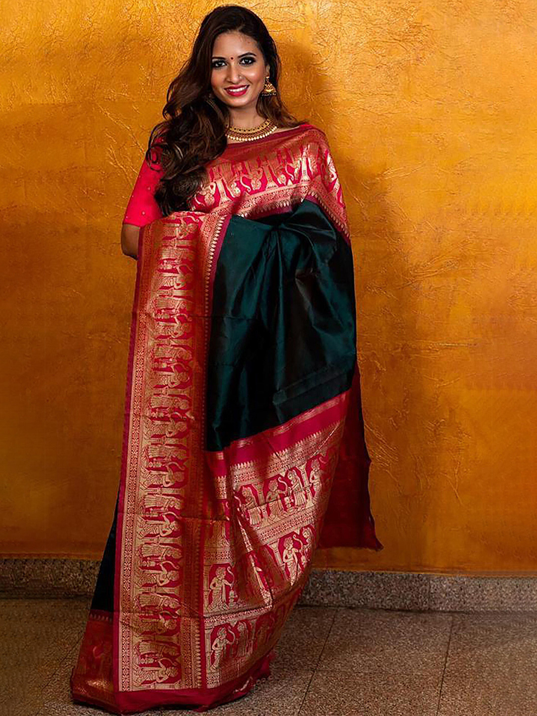 

Anjaneya Sarees Woven Design Zari Banarasi Saree, Green
