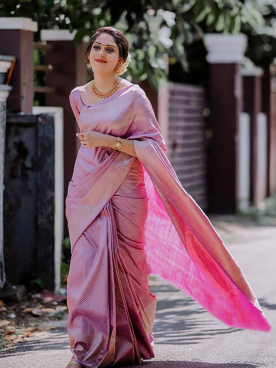 

Anjaneya Sarees Ethnic Motifs Woven Design Zari Banarasi Saree, Pink