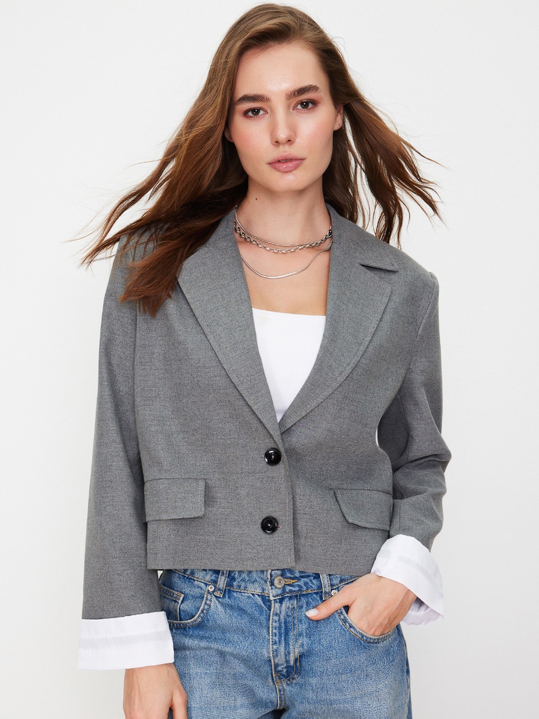 

Trendyol Notched Lapel Single-Breasted Crop Blazer, Grey