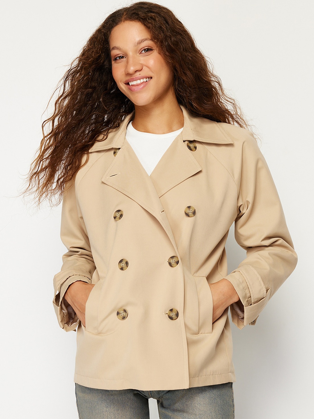 

Trendyol Double-Breasted Notched Lapel Collar Overcoat, Beige