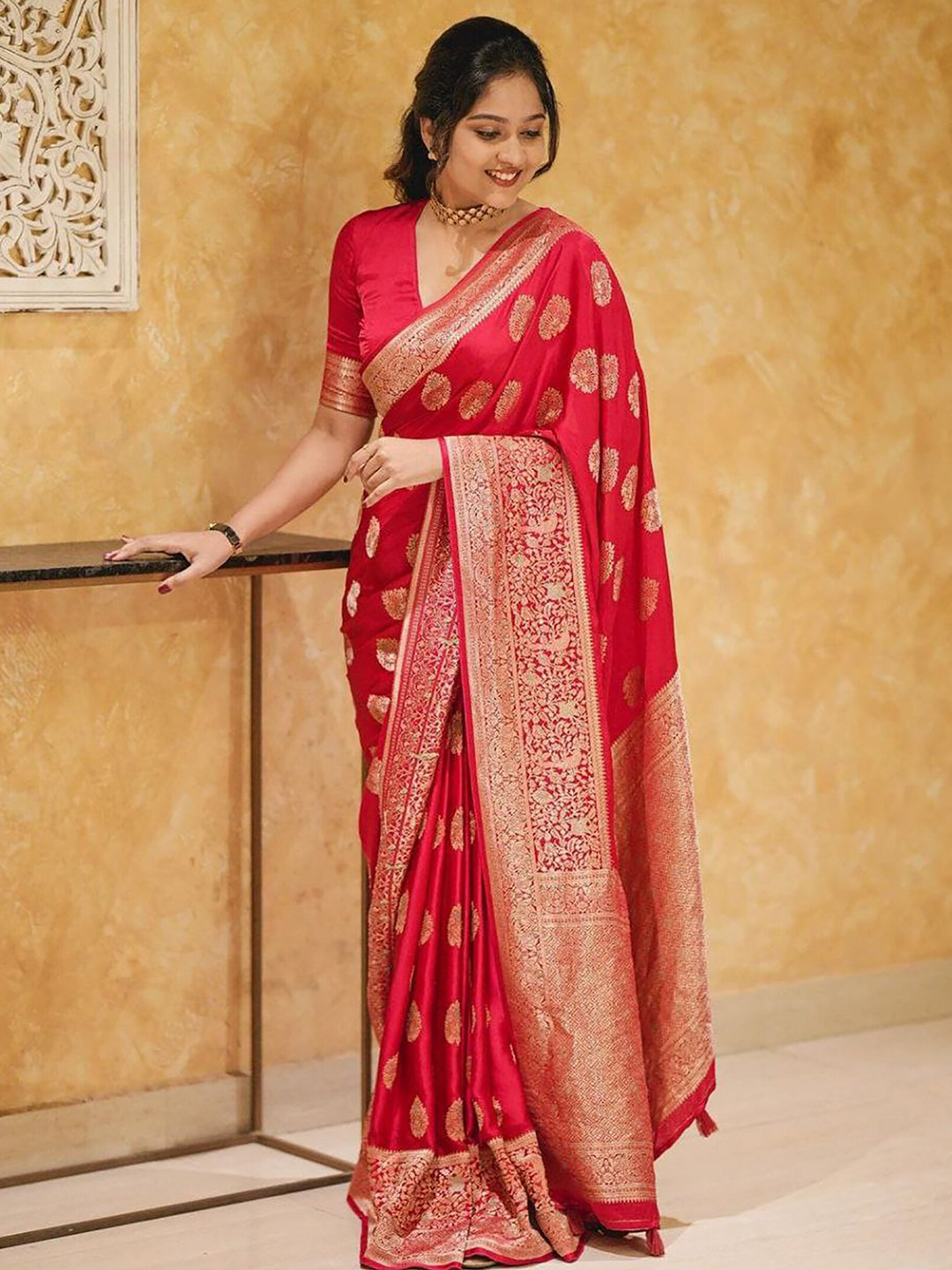 

Anjaneya Sarees Woven Design Zari Banarasi Saree, Red