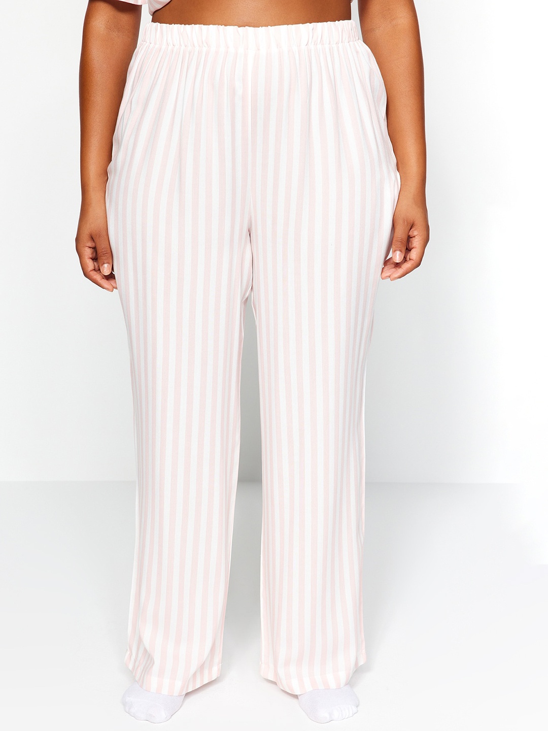 

Trendyol Striped Shirt With Pyjama Night Suit, White