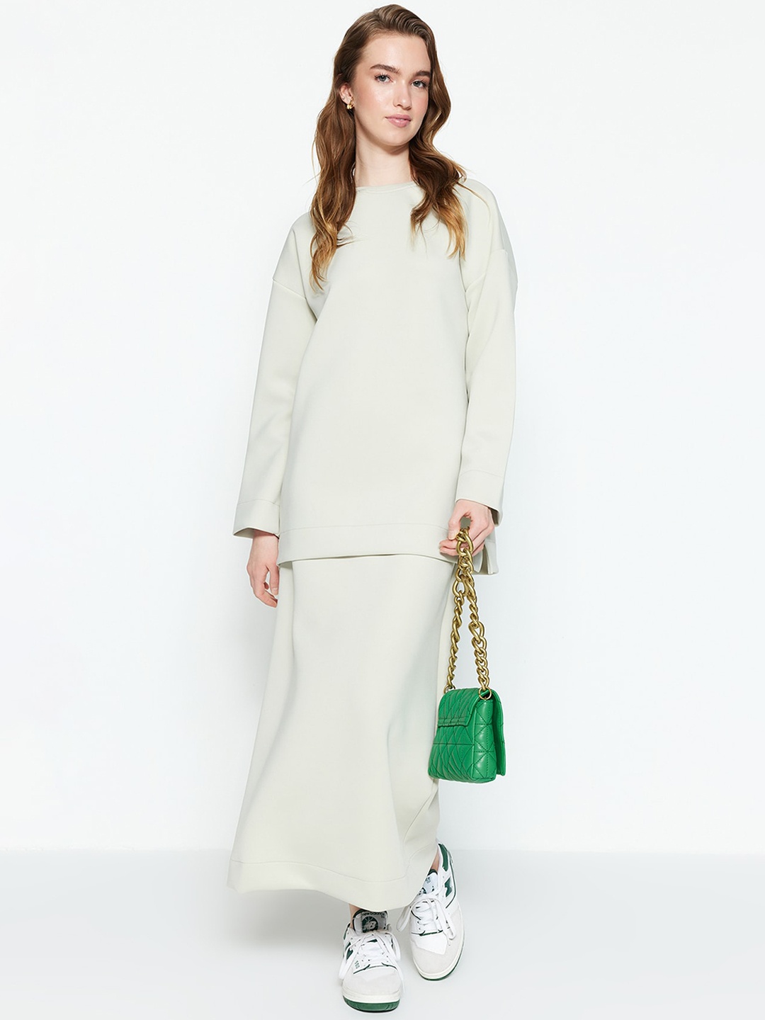 

Trendyol Round Neck Top With Maxi Skirt Co-Ords, Off white