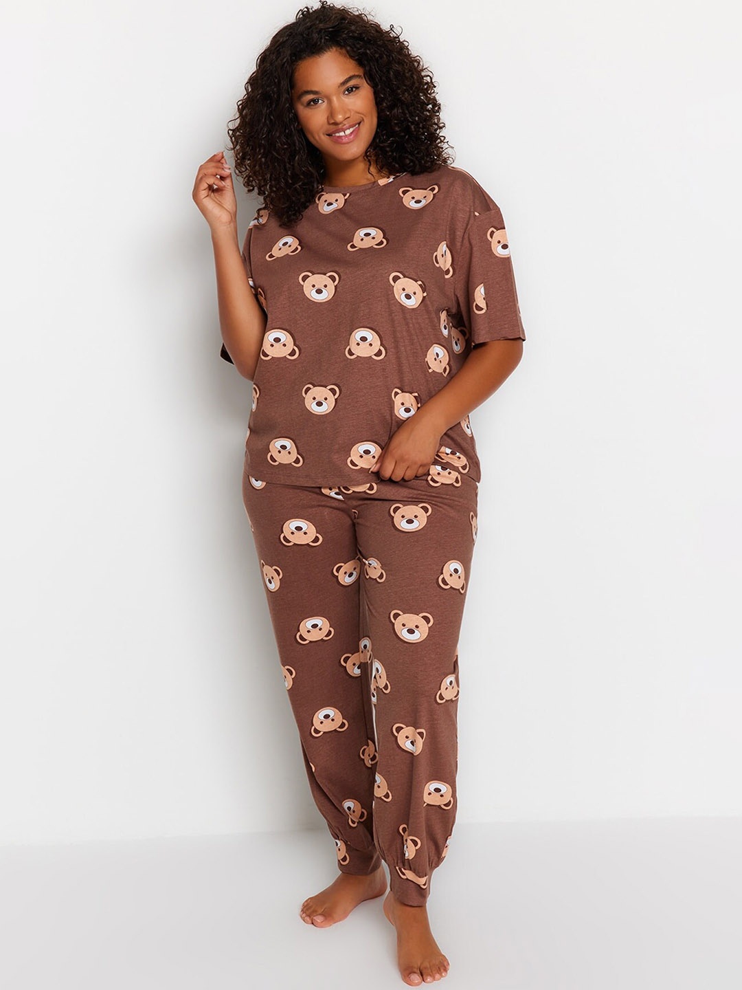 

Trendyol Printed Pure Cotton T-shirt With Pyjama Night Suit, Brown